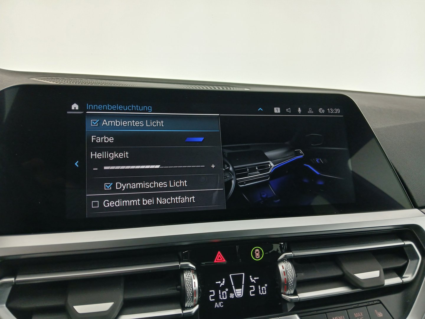 BMW 320e PHEV xDrive Touring Aut. | Bild 23 von 36