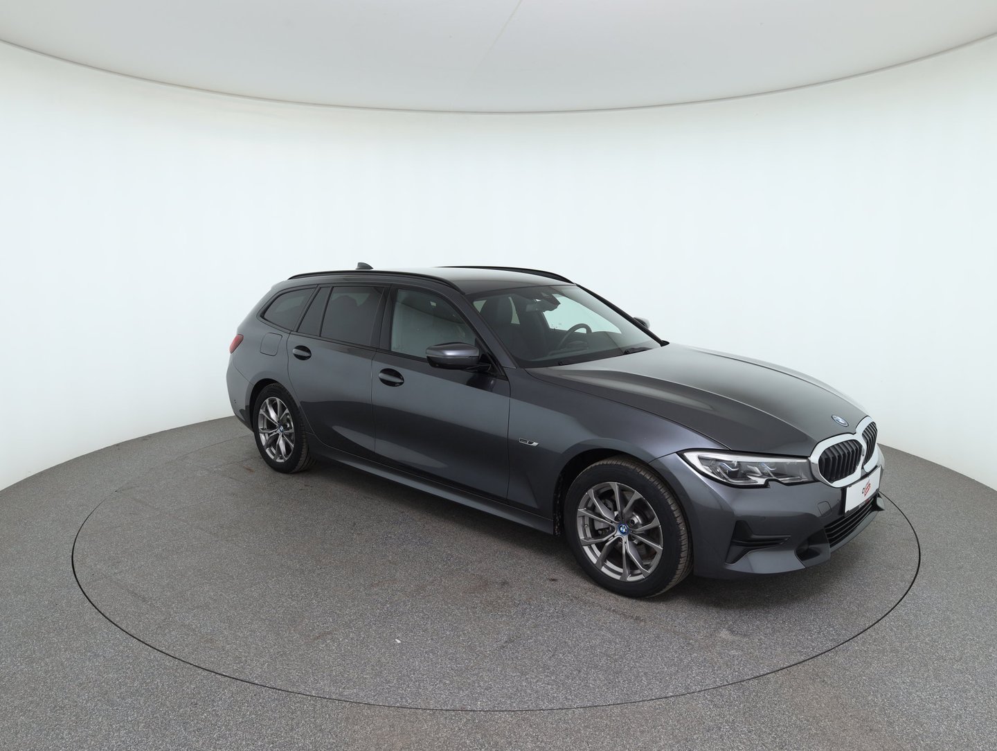 BMW 320e PHEV xDrive Touring Aut. | Bild 3 von 36