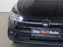 VW Polo 4Me in Deep Black Perleffekt