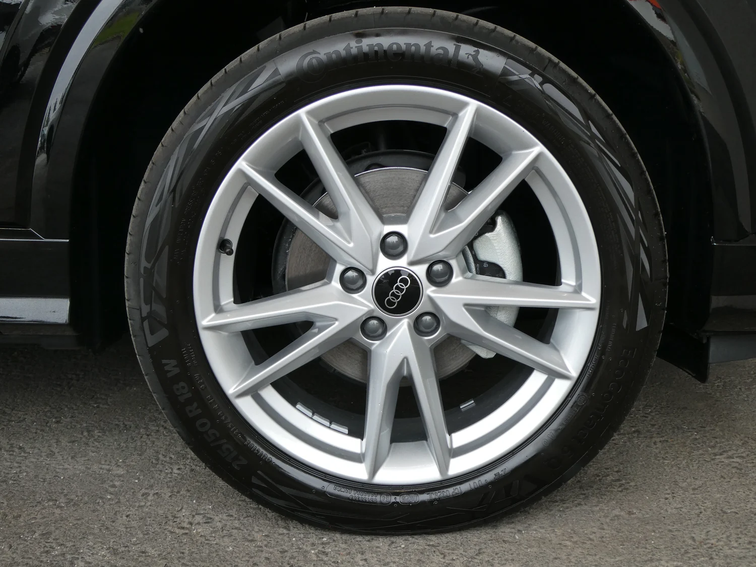 Bild eines Audi Q2 30 TFSI admired