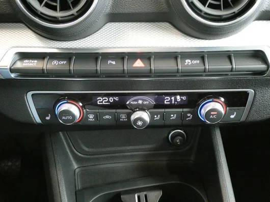 Bild eines Audi Q2 30 TFSI admired