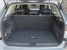 Škoda Kamiq Selection TSI in Smokey Diamond-Silber Metallic