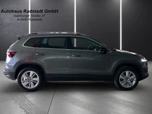 Škoda Karoq 4x4 Selection TDI DSG in Graphit-Grau Metallic