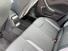Škoda Kamiq Essence TSI in Smokey Diamond-Silber Metallic