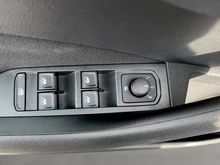 Škoda Kamiq Essence TSI in Smokey Diamond-Silber Metallic
