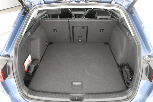 Bild eines VW Golf Variant Business TSI