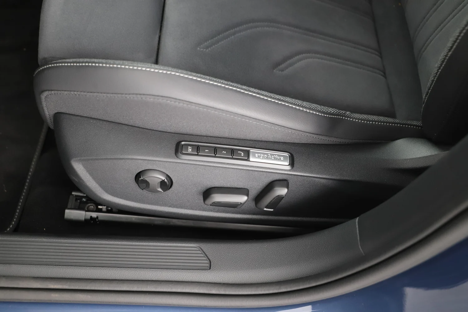 Bild eines VW Golf Variant Business TSI