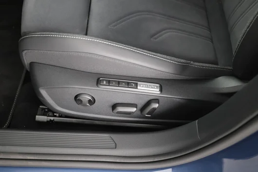 Bild eines VW Golf Variant Business TSI