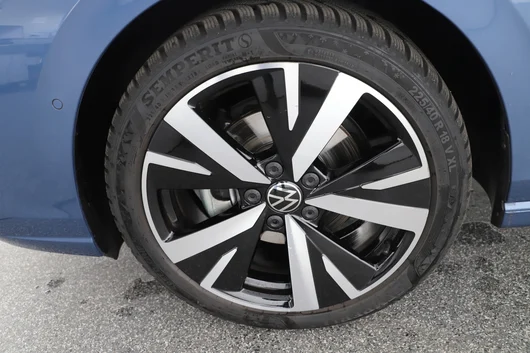 Bild eines VW Golf Variant Business TSI