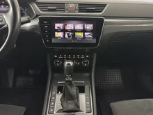 Škoda Superb Combi iV Style DSG in dunkelblau - metallic