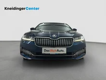 Škoda Superb Combi iV Style DSG in dunkelblau - metallic