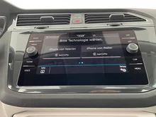 VW Tiguan Elegance eHybrid DSG in URANOGRAU