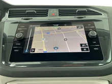 VW Tiguan Elegance eHybrid DSG in URANOGRAU