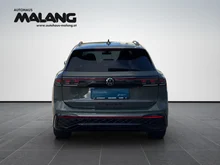 VW Tiguan Sport TDI 4MOTION DSG in Cipressino-Grün Metallic