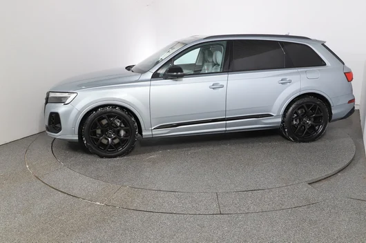 Bild eines Audi Q7 55 TFSI e quattro S line 290 kW