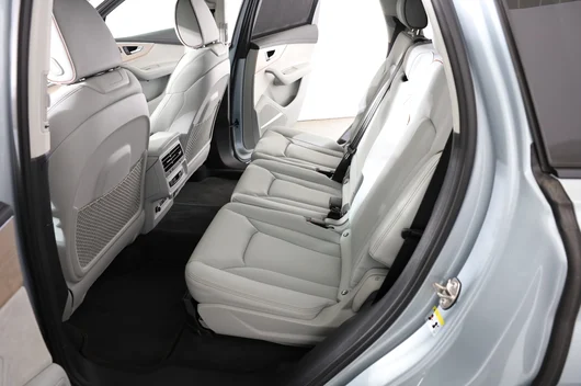 Bild eines Audi Q7 55 TFSI e quattro S line 290 kW