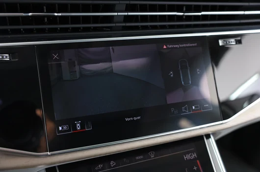 Bild eines Audi Q7 55 TFSI e quattro S line 290 kW