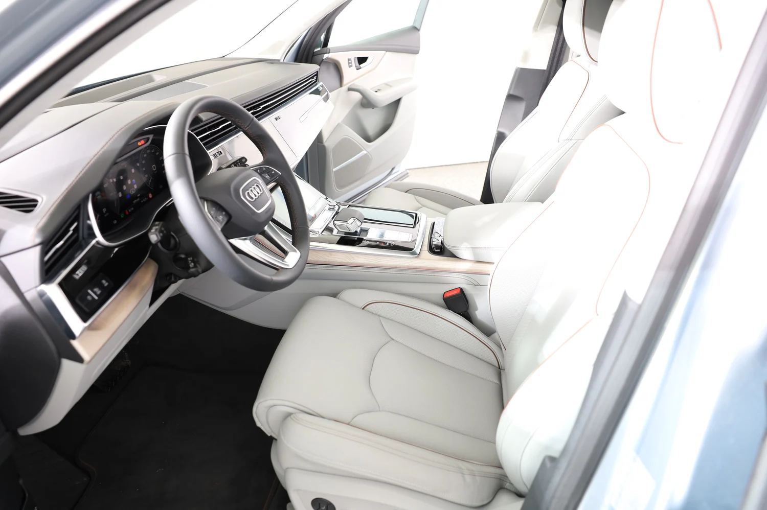 Bild eines Audi Q7 55 TFSI e quattro S line 290 kW