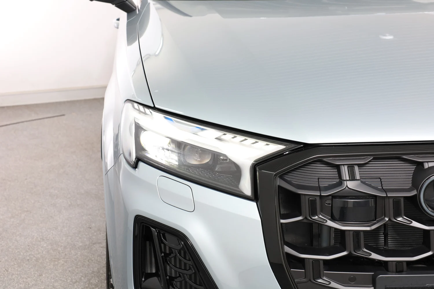 Bild eines Audi Q7 55 TFSI e quattro S line 290 kW
