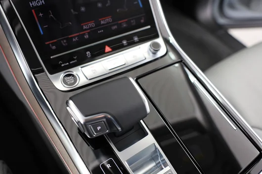 Bild eines Audi Q7 55 TFSI e quattro S line 290 kW