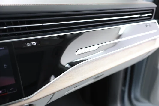 Bild eines Audi Q7 55 TFSI e quattro S line 290 kW
