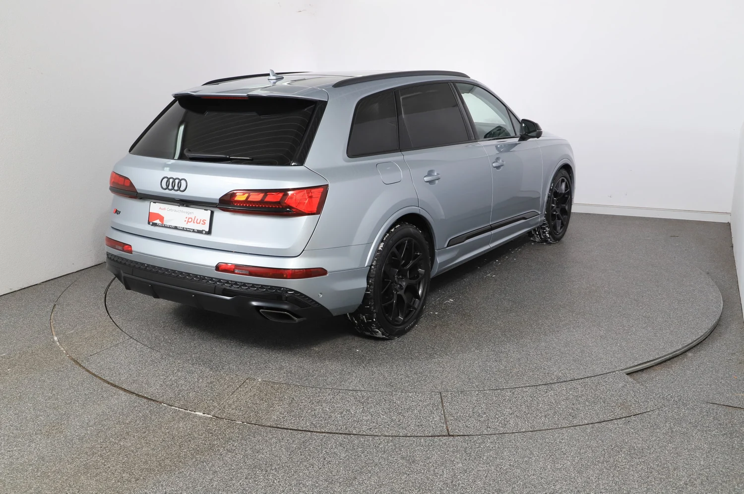Bild eines Audi Q7 55 TFSI e quattro S line 290 kW