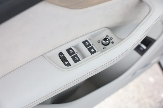 Bild eines Audi Q7 55 TFSI e quattro S line 290 kW