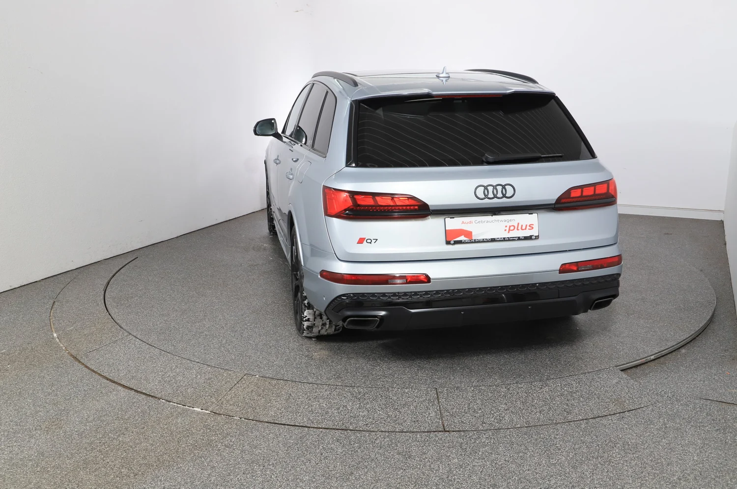 Bild eines Audi Q7 55 TFSI e quattro S line 290 kW