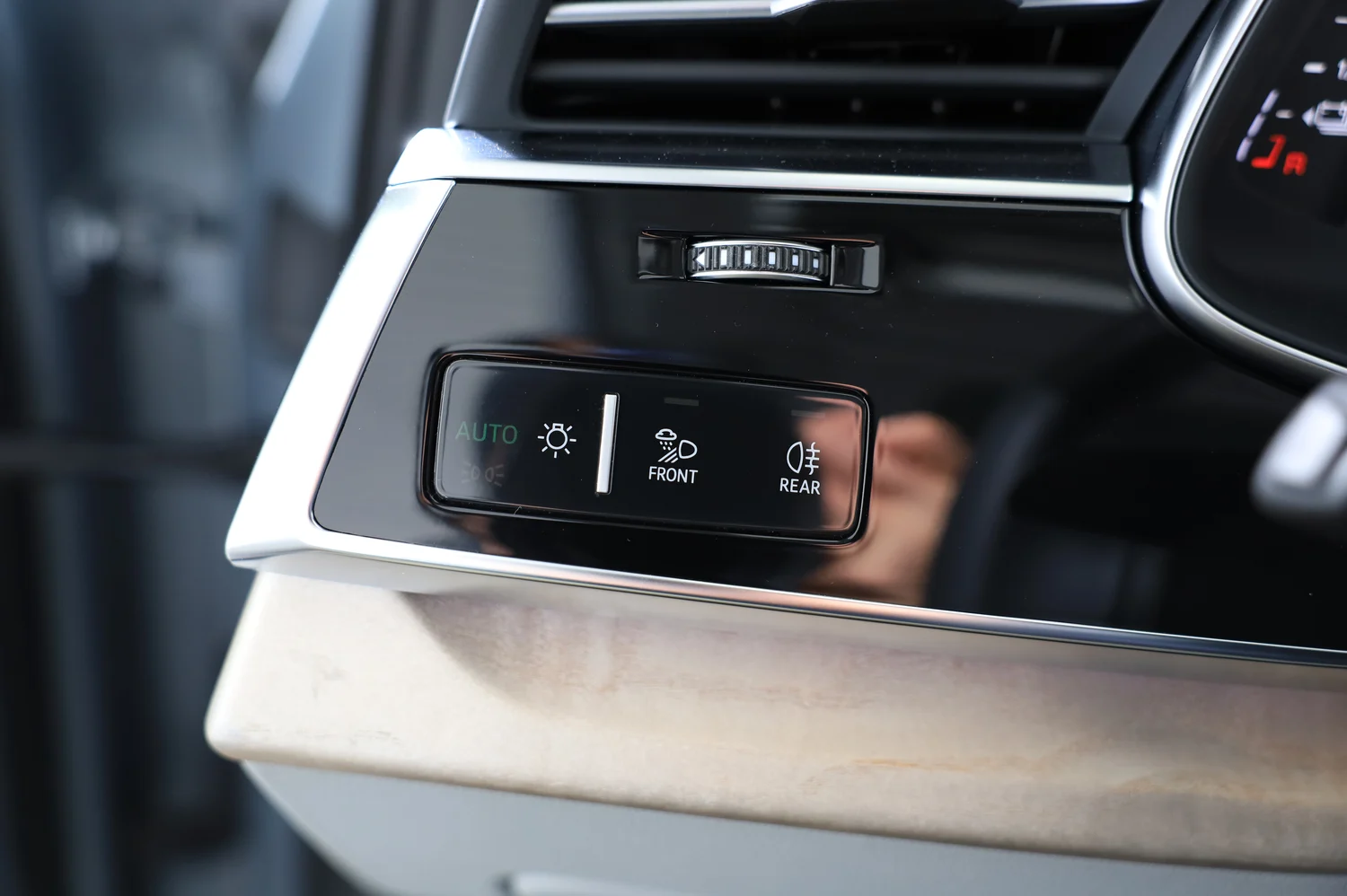 Bild eines Audi Q7 55 TFSI e quattro S line 290 kW