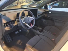 VW ID.4 GTX 4MOTION 250 kW Business -77 kWh in Gletscherweiß Metallic Dach schwarz