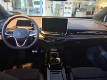 VW ID.4 GTX 4MOTION 250 kW Business -77 kWh in Gletscherweiß Metallic Dach schwarz