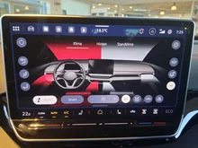 VW ID.4 GTX 4MOTION 250 kW Business -77 kWh in Gletscherweiß Metallic Dach schwarz
