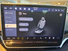 VW ID.4 GTX 4MOTION 250 kW Business -77 kWh in Gletscherweiß Metallic Dach schwarz