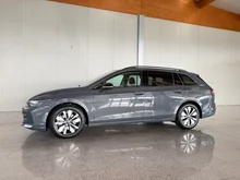 VW Golf Variant Life mHeV TSI DSG in B0 Delfingrau Metallic