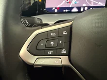 VW Golf Variant Life mHeV TSI DSG in B0 Delfingrau Metallic