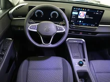 VW T-Roc Life eTSI DSG in Grenadillschwarz Metallic