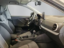 Audi Q2 35 TDI advanced in N8 Tausilber Metallic