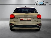 Audi Q2 35 TDI advanced in N8 Tausilber Metallic