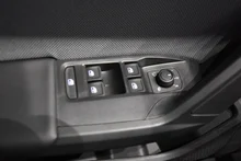 SEAT Leon Style Edition 1.5 TSI 115 PS in Candy-Weiß