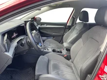 VW Golf Variant Business mHeV TSI DSG in Kings Red Metallic
