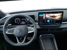 VW T-Roc R-Line eTSI DSG in Grenadillschwarz Metallic