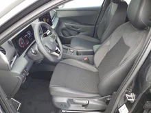 VW T-Roc R-Line eTSI DSG in Grenadillschwarz Metallic