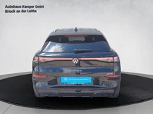 VW T-Roc R-Line eTSI DSG in Grenadillschwarz Metallic