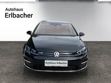 VW Golf e-Golf in Deep Black Perleffek