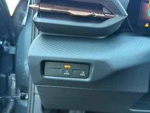 CUPRA Raval PLUS 37 kWh 99 kW/135 PS in Magnet-Grau Metallic