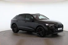 Audi Q8 e-hybrid quattro 360 kW in Mythosschwarz Metallic