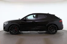 Audi Q8 e-hybrid quattro 360 kW in Mythosschwarz Metallic