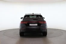 Audi Q8 e-hybrid quattro 360 kW in Mythosschwarz Metallic