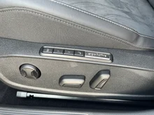 VW Golf Rabbit TSI in Anemonenblau Metallic