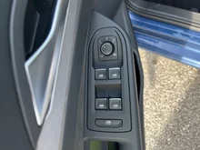 VW Golf Rabbit TSI in Anemonenblau Metallic